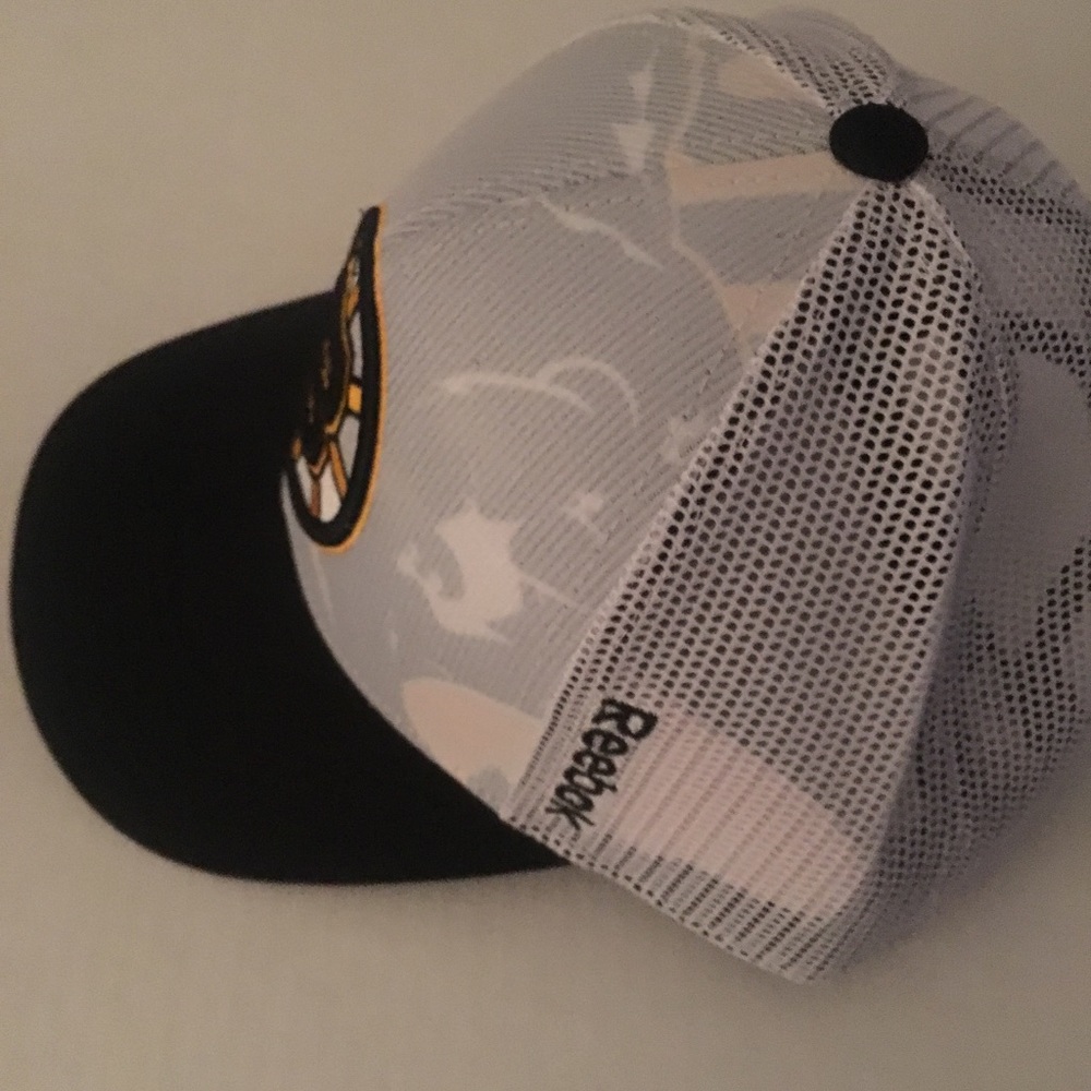 Boston hat - Picture 3 of 3